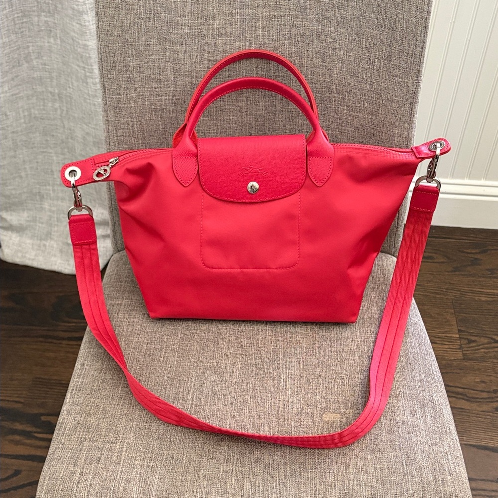 Longchamp Le Pilage Neo Medium Handbag - Picture 3 of 10